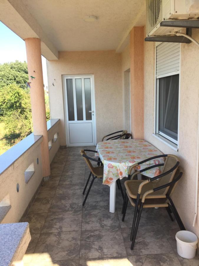 Apartments Vali Ulcinj Exterior foto